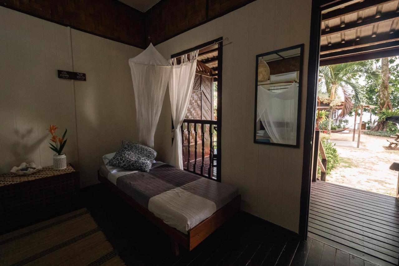 Swiss Cottage Tioman Kampong Ayer Batang Exterior foto